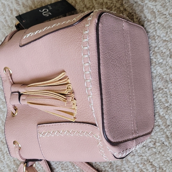Blush Mini Bucket Bag - Picture 5 of 5